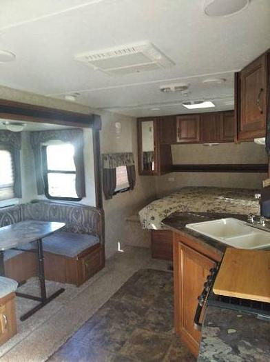 Used 2013 Keystone Cougar 21RBSWE