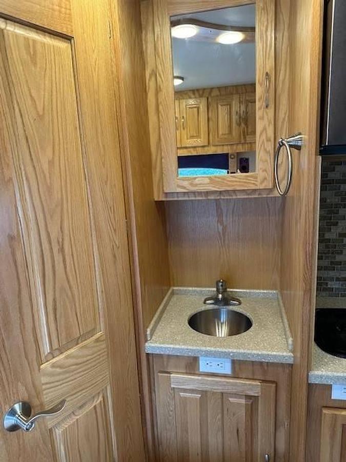 Used 2014 Born Free Royal Splendor