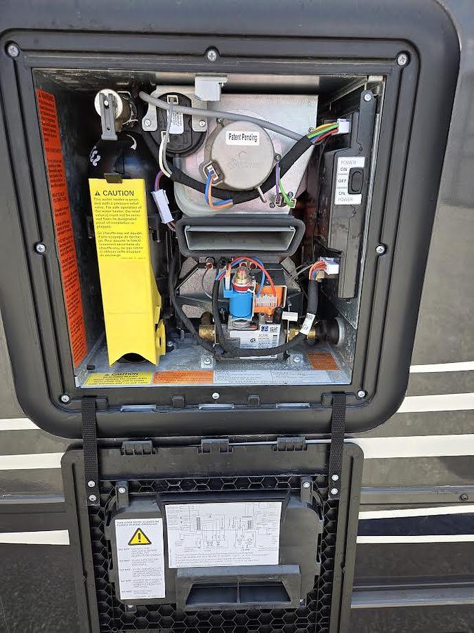 Used 2022 DRV Elite Suite 41RKSB4 Fifth Wheel