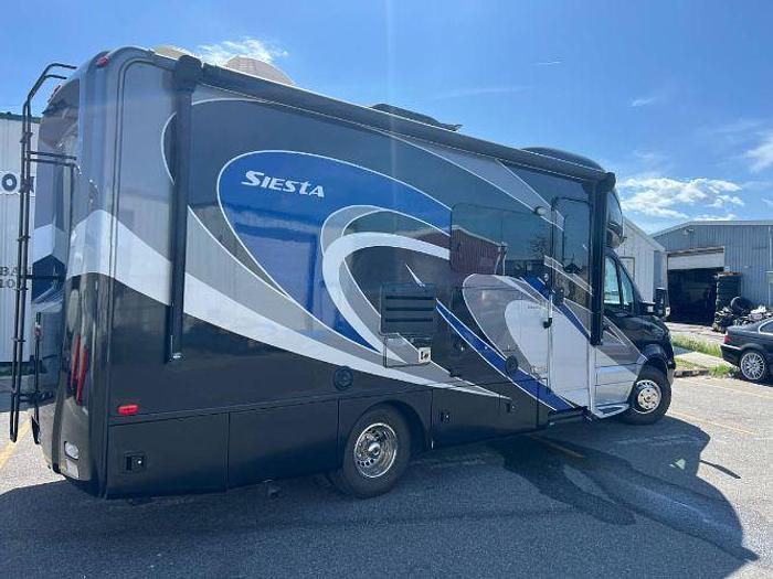 Used 2017 Thor Siesta 24SS