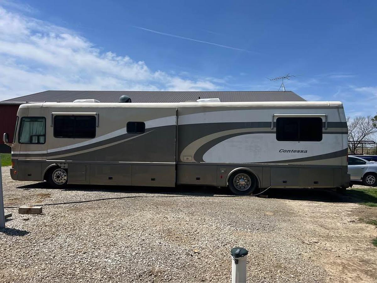 Used 2000 Beaver Contessa Class A Diesel Motorhome