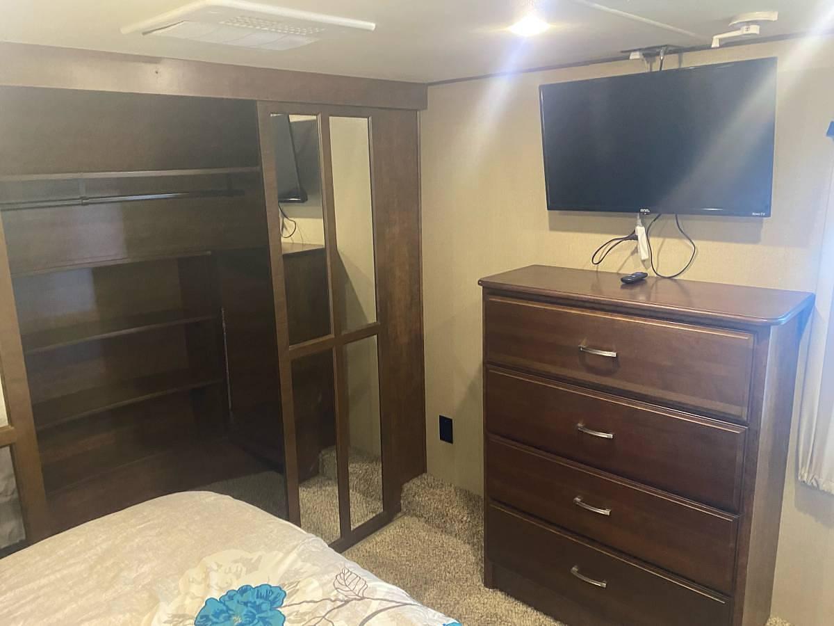 Used 2015 Solitude 5