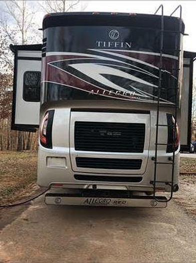 Used 2018 Tiffin Motorhomes Allegro Red 33AA