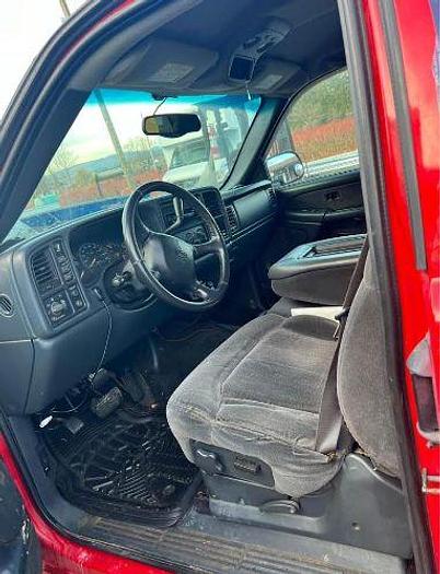 Used 2002 Chevrolet Silverado 2500HD with Snow Plow