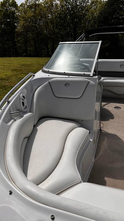 Used 2008 Crownline 305