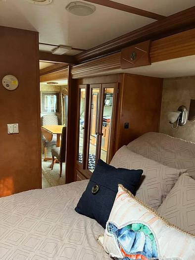 Used 2008 Gulf Stream Yellowstone Country Club Coach