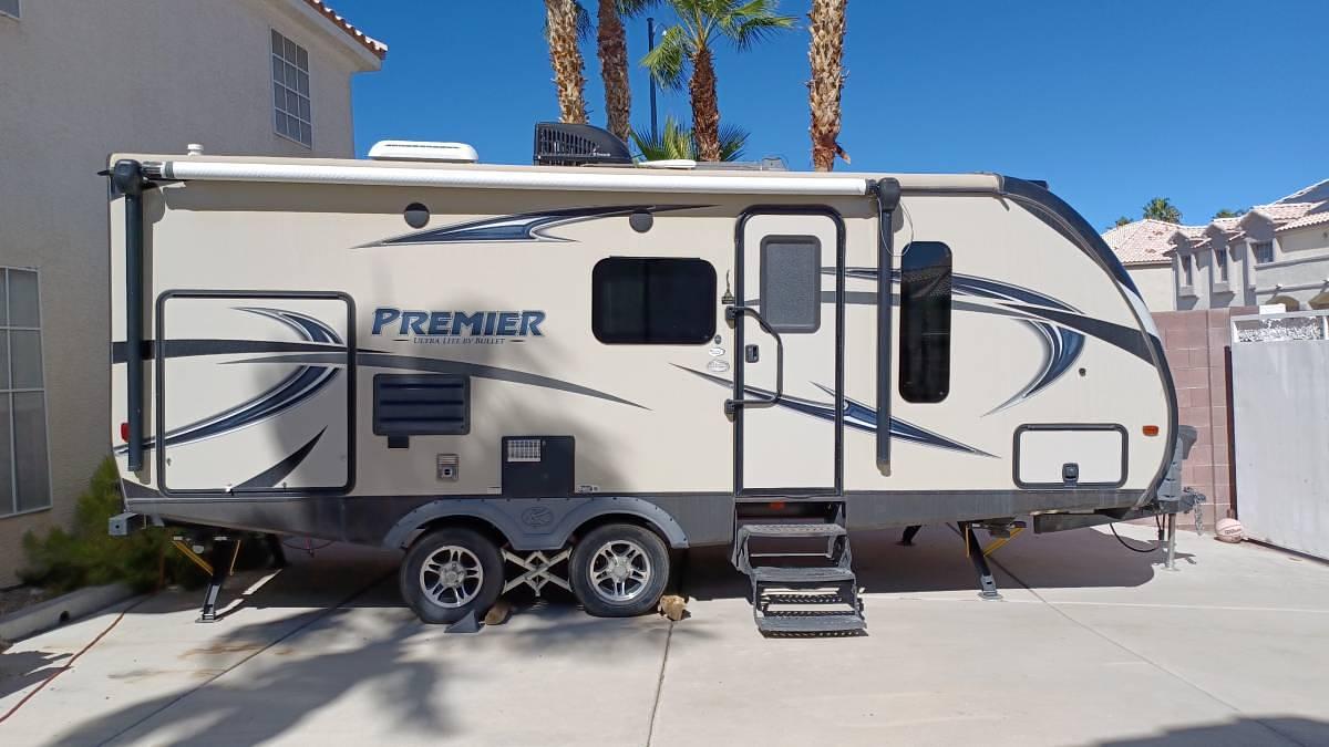 Used 2016 M-22 Bullet Premier Travel Trailer