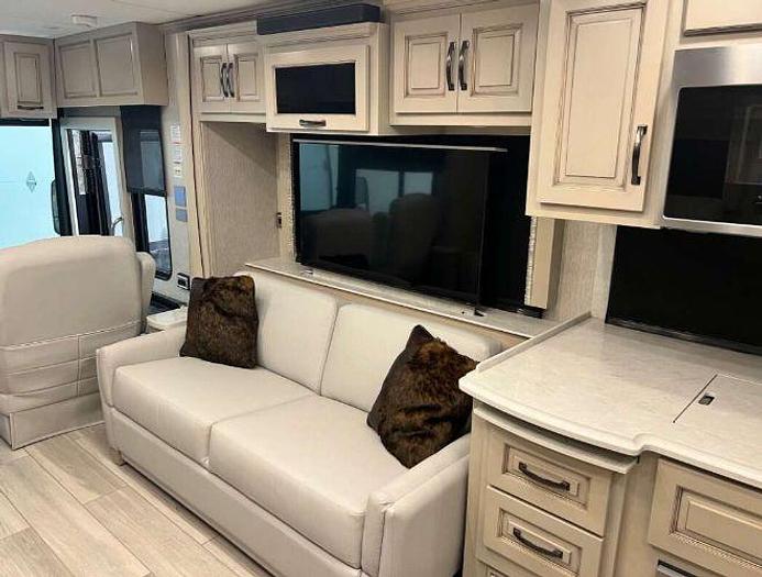 Used 2023 Newmar Dutch Star 4369