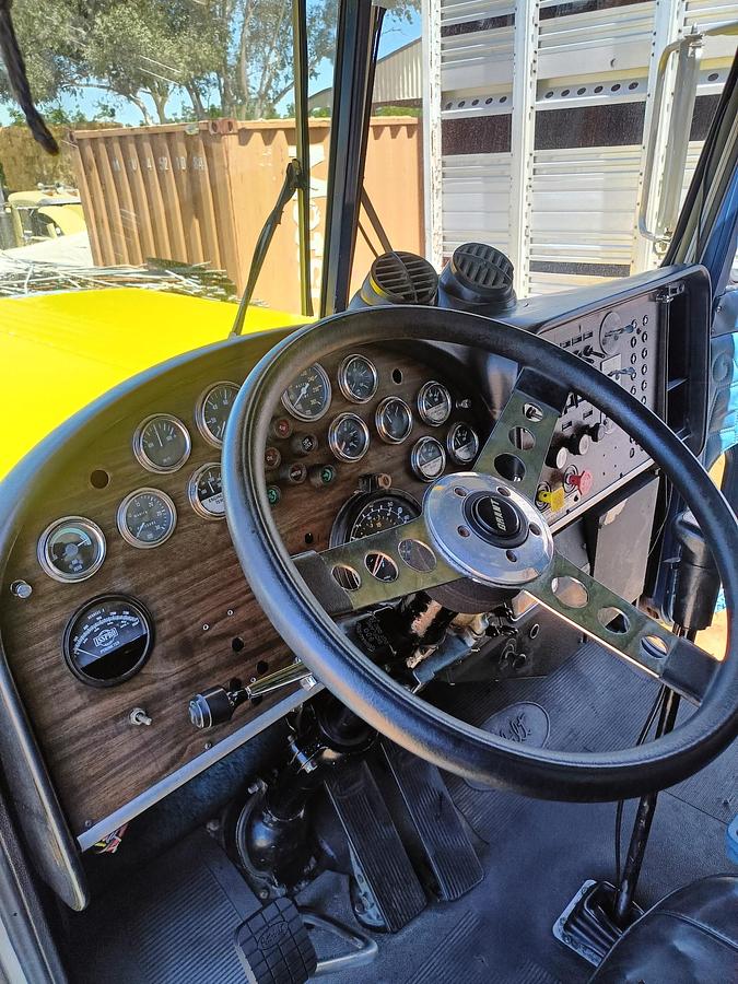 Used 1986 Peterbilt 359