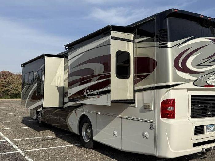 Used 2015 Tiffin Motorhomes Allegro Red 33AA