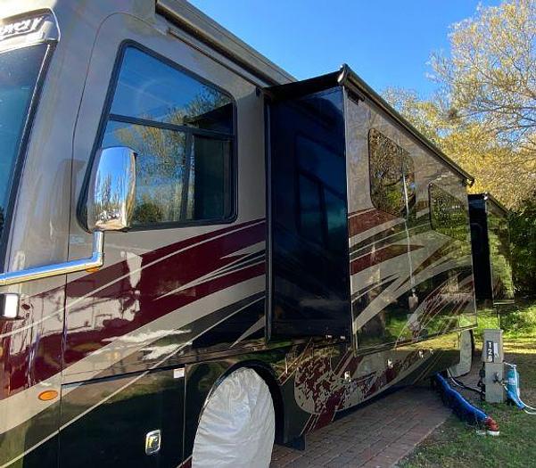 Used 2020 Fleetwood Discovery LXE 40M