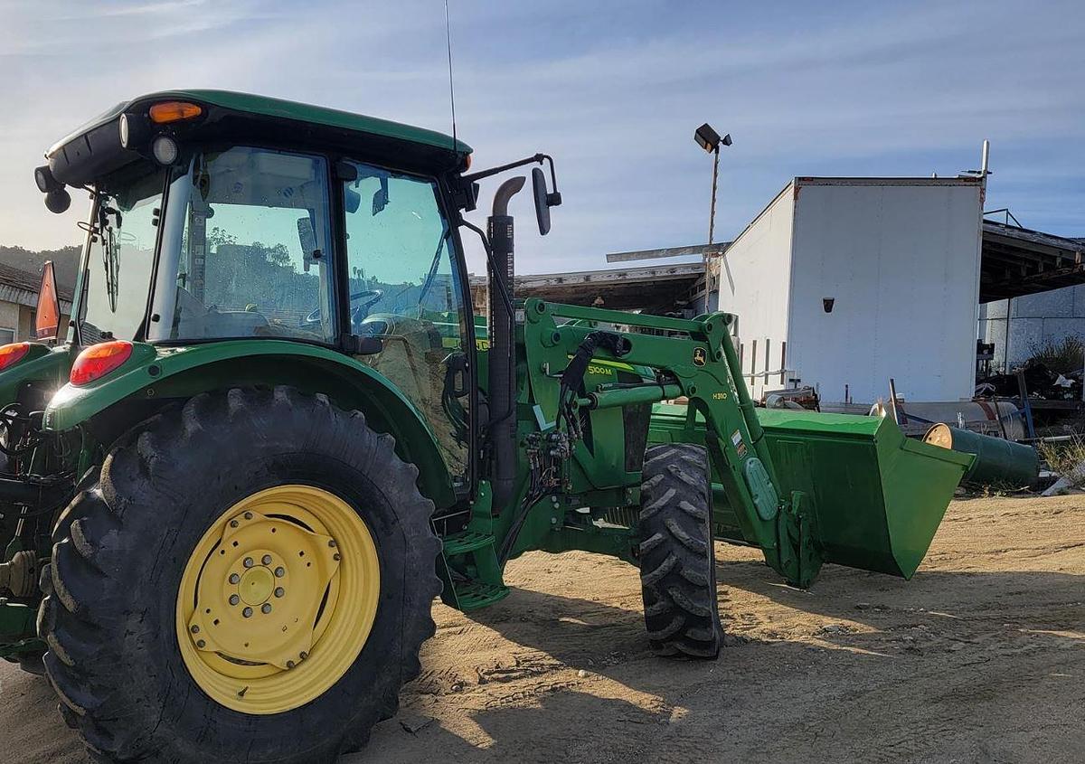 Used 2013 John Deere 5100M