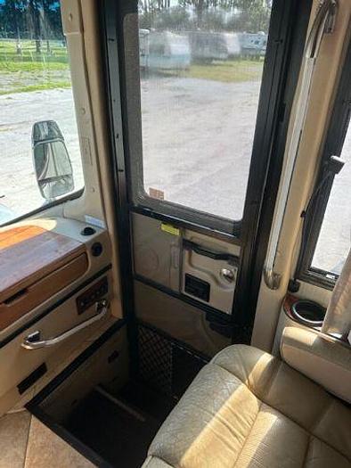 Used 2005 Holiday Rambler Navigator 45PBT