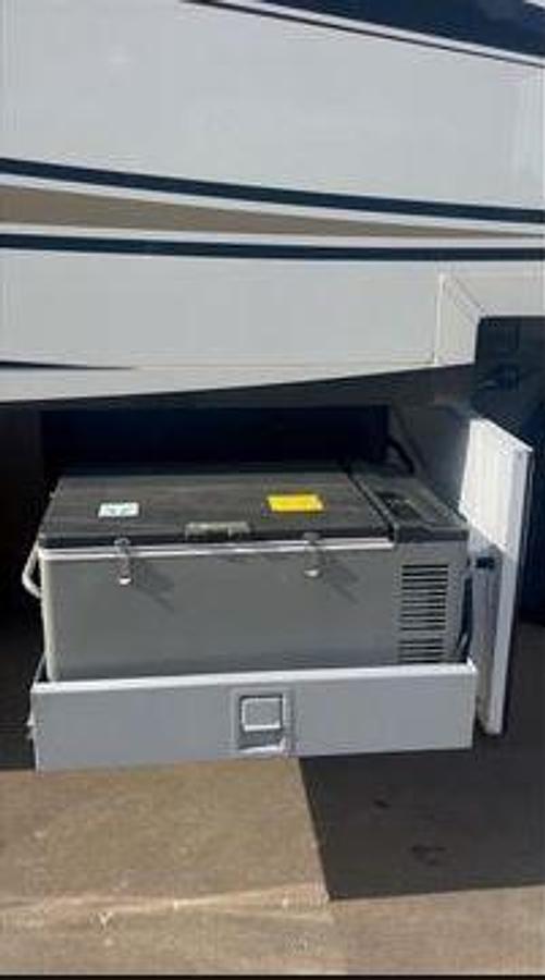 Used 2007 Newmar Essex 4510