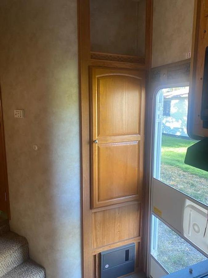 Used 2010 Palomino Sabre Fifth Wheel