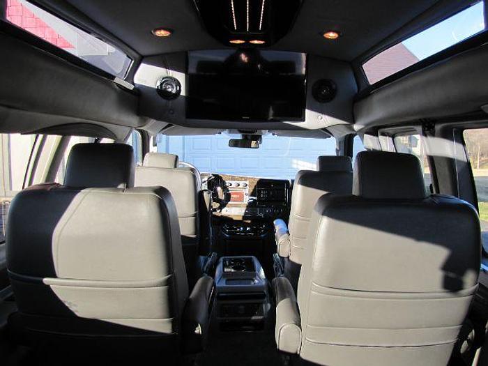 Used 2019 Chevrolet Express 2500 Cargo Van 3D