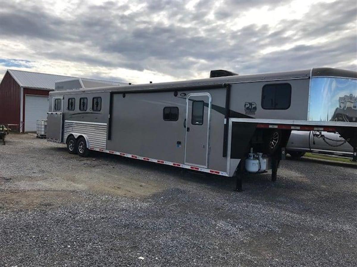Used 2019 Bison 4 Horse 8413RGGBRSL