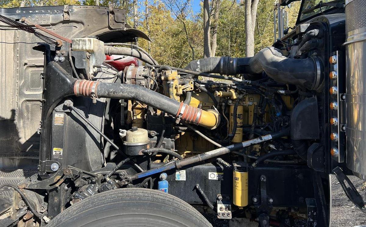 Used 2009 Peterbilt 389