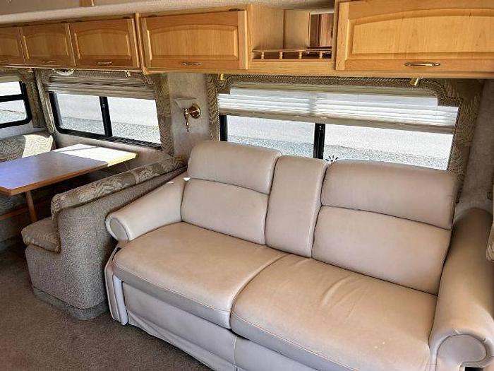 Used 2004 Itasca Suncruiser 35U