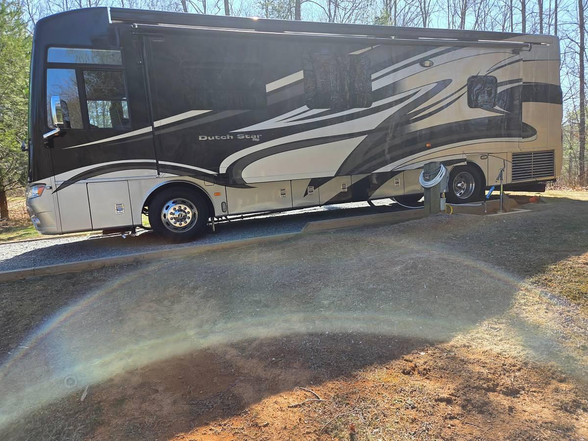 Used 2015 Newmar Dutch Star 3736