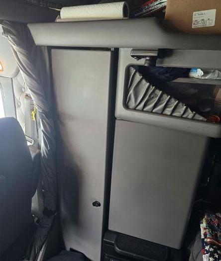 Used 2014 KENWORTH T660