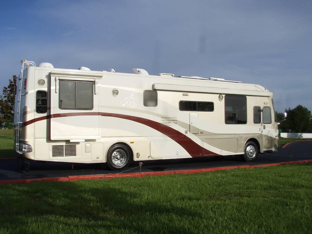 Used 2008 Alfa See Ya Gold 1018