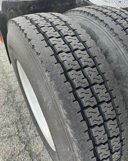 Used 2012 Peterbilt 386