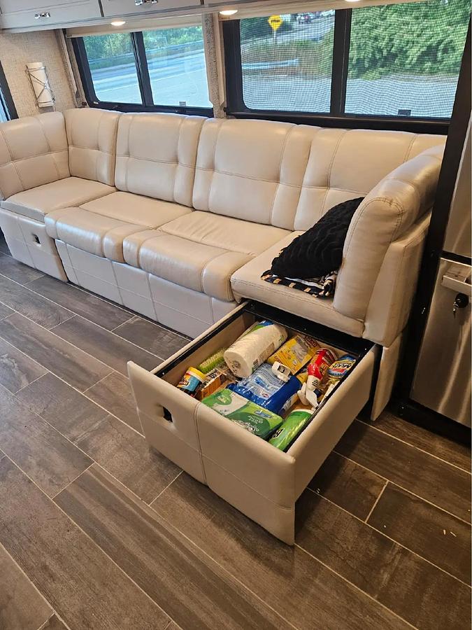 Used 2023 Thor Tuscany 45BX