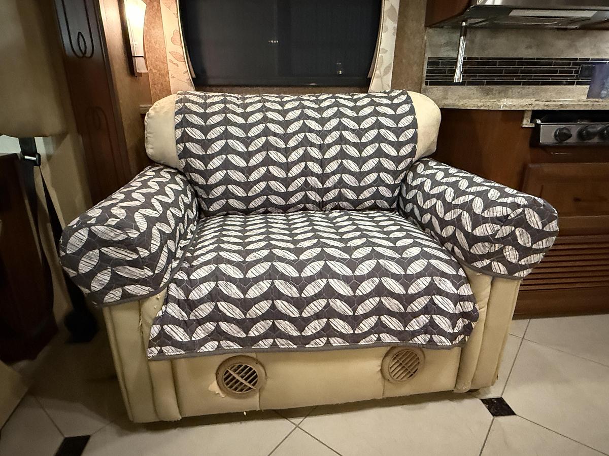 Used 2014 Forest River Berkshire 390BH Class A Motorhome