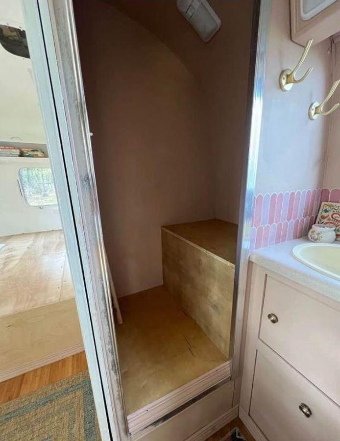 Used 1992 Airstream Excella Travel Trailer