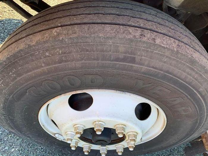 Used 2011 Ford Super Duty F-750 Straight Frame Crane Truck