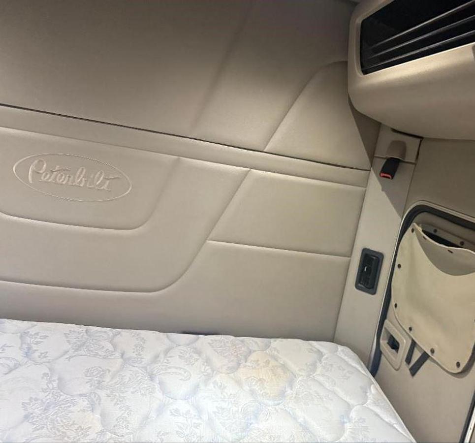 Used 2020 Peterbilt 579