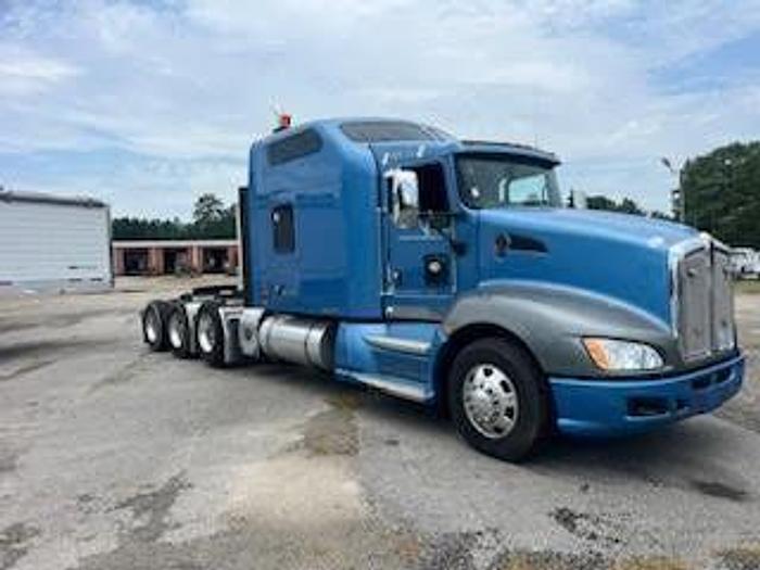 Used 2013 KENWORTH T660