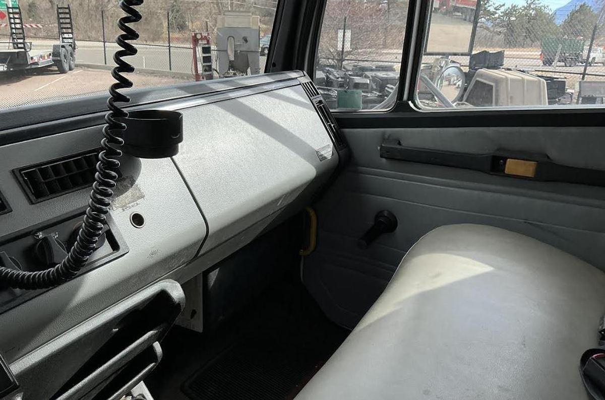 Used Freightliner F180 Dump Truck