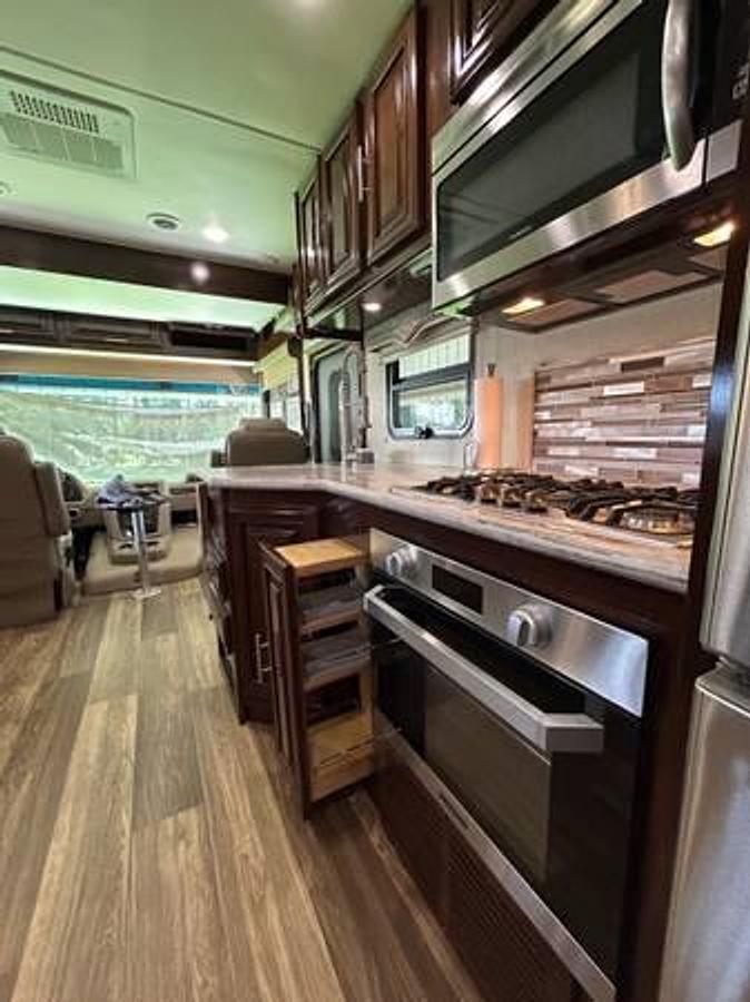 Used 2019 Forest River Georgetown Ds 369xl