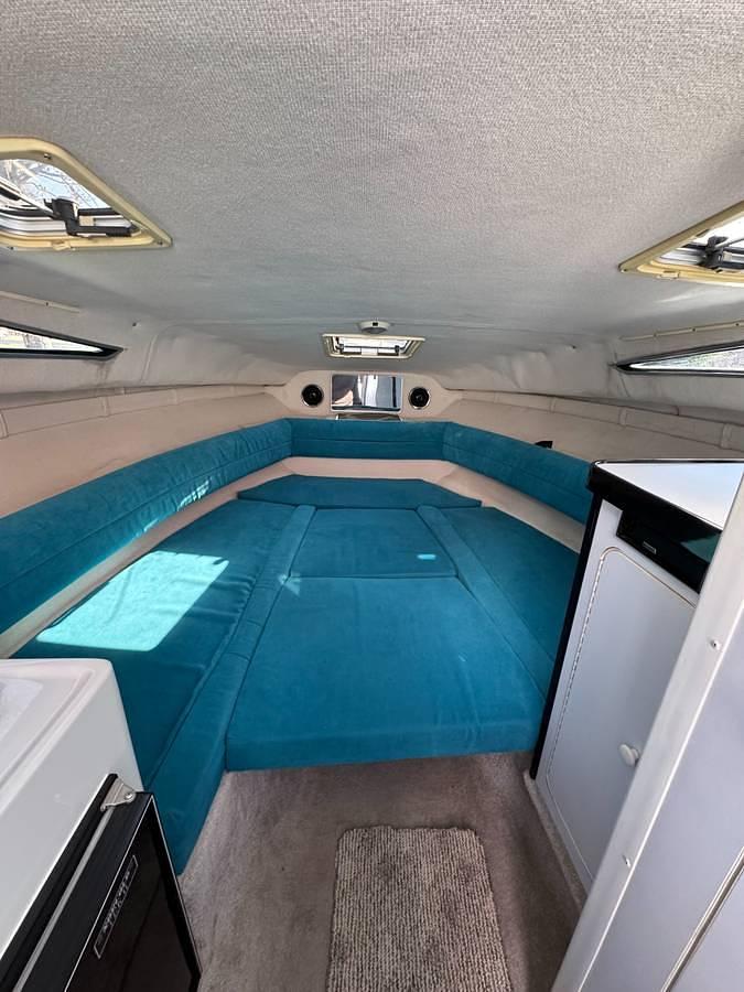 Used 1993 Rinker Fiesta Vee 260 Cruiser