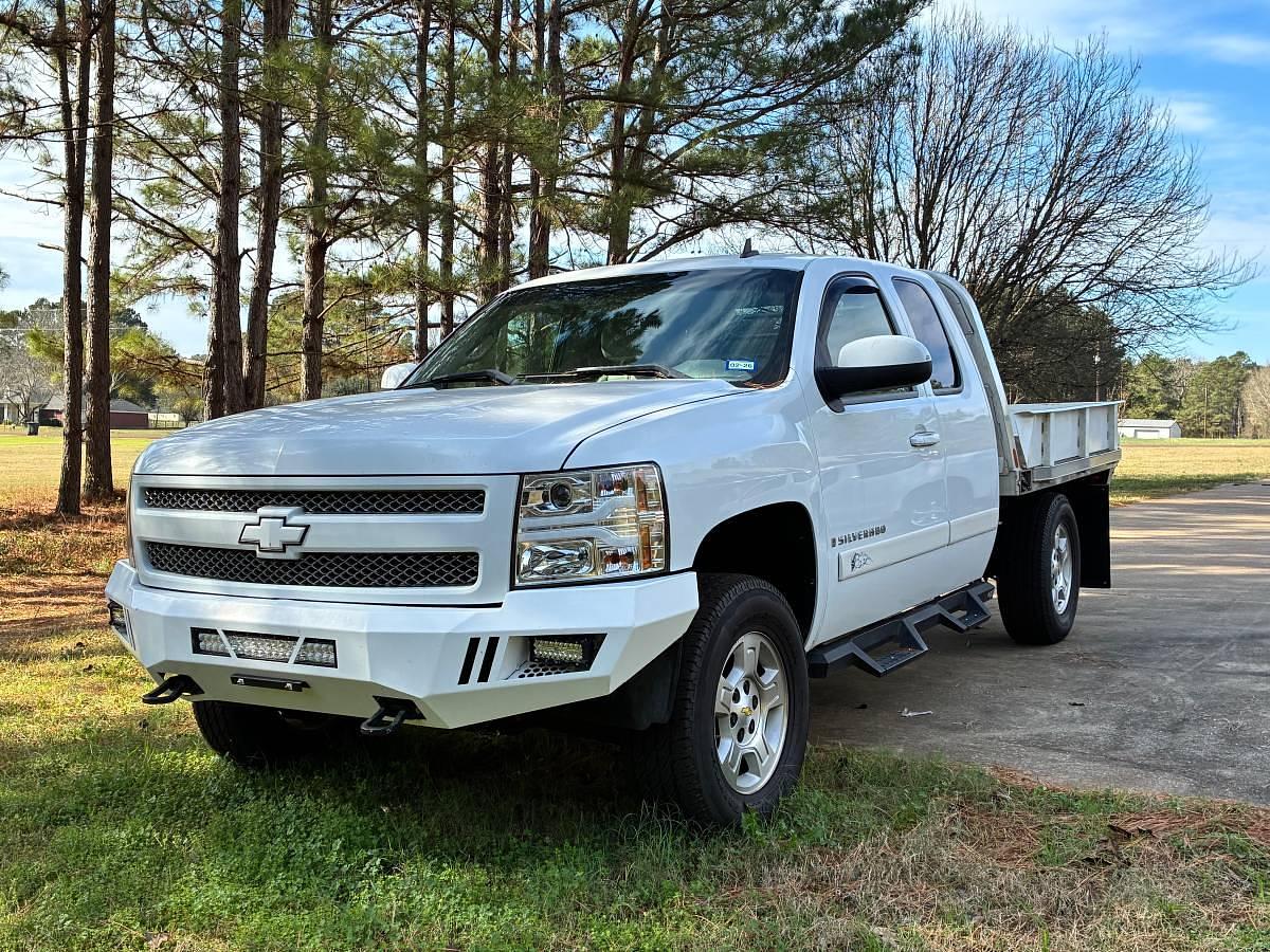 Used 2007 Chevrolet Silverado 1500 LTZ Extended Cab Flatbed