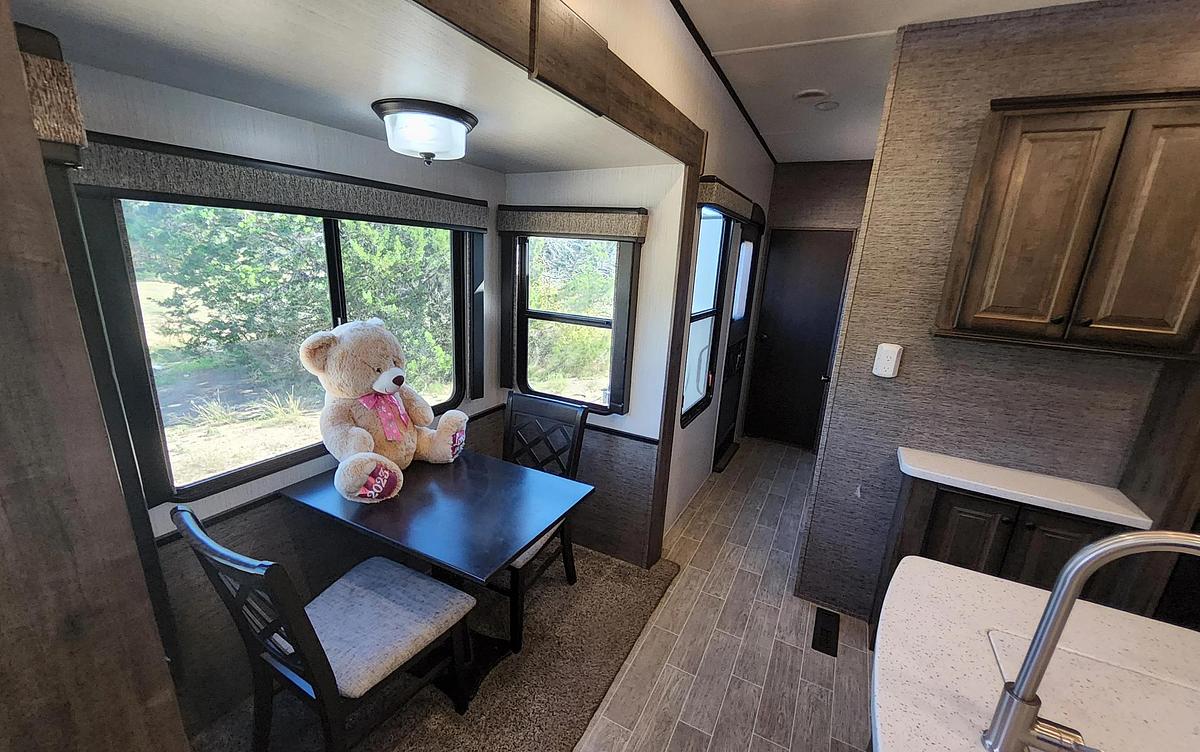 Used 2020 Heartland Bighorn Traveler 38FL Fifth Wheel