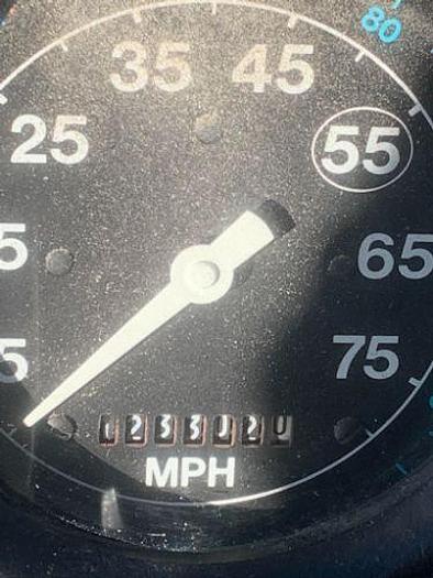 Used 1990 Ford L8000 Grain Truck