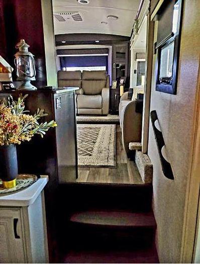 Used 2022 Jayco North Point 382FLRB