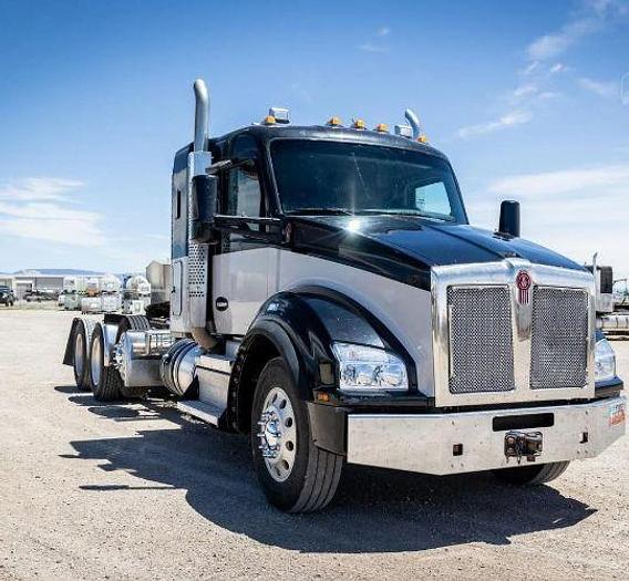 Used 2020 KENWORTH T880