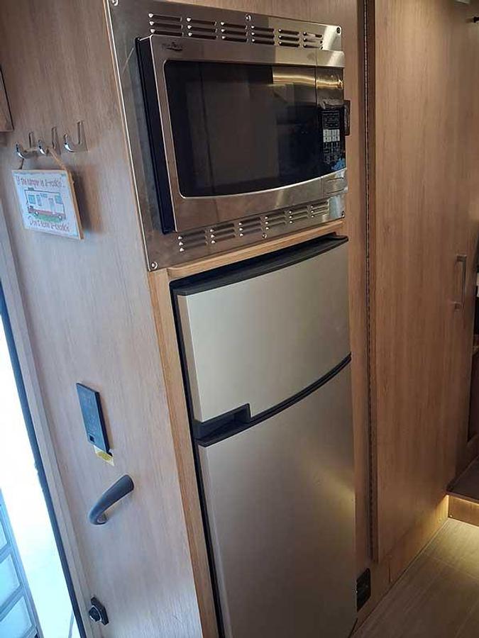 Used 2019 Leisure Travel Wonder 24RTB