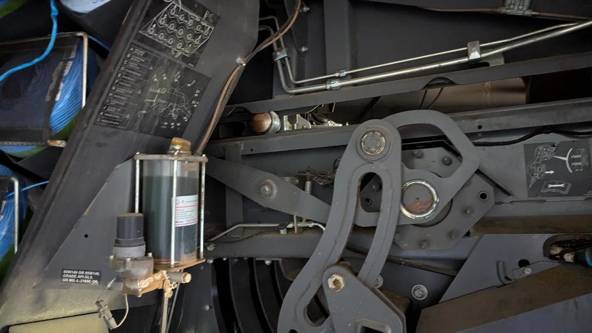 Used 2019 MASSEY FERGUSON 2270XD Large Square Baler