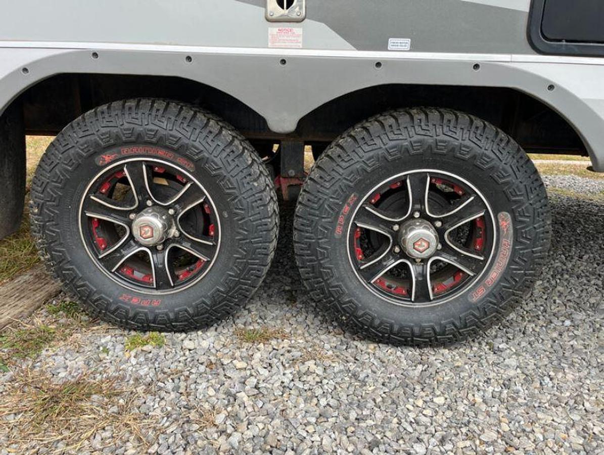 Used 2024 Northwood Nash 18FM OTG Off-Grid Travel Trailer