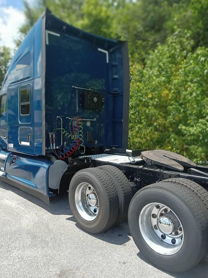 Used 2021 Kenworth T680