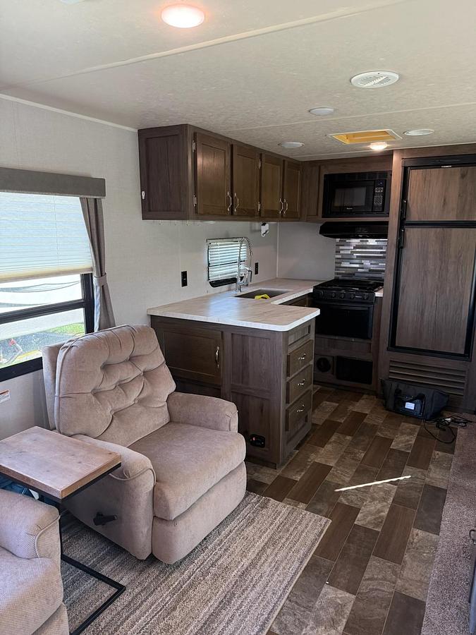 Used 2019 East to West Silver Lake Travel Trailer