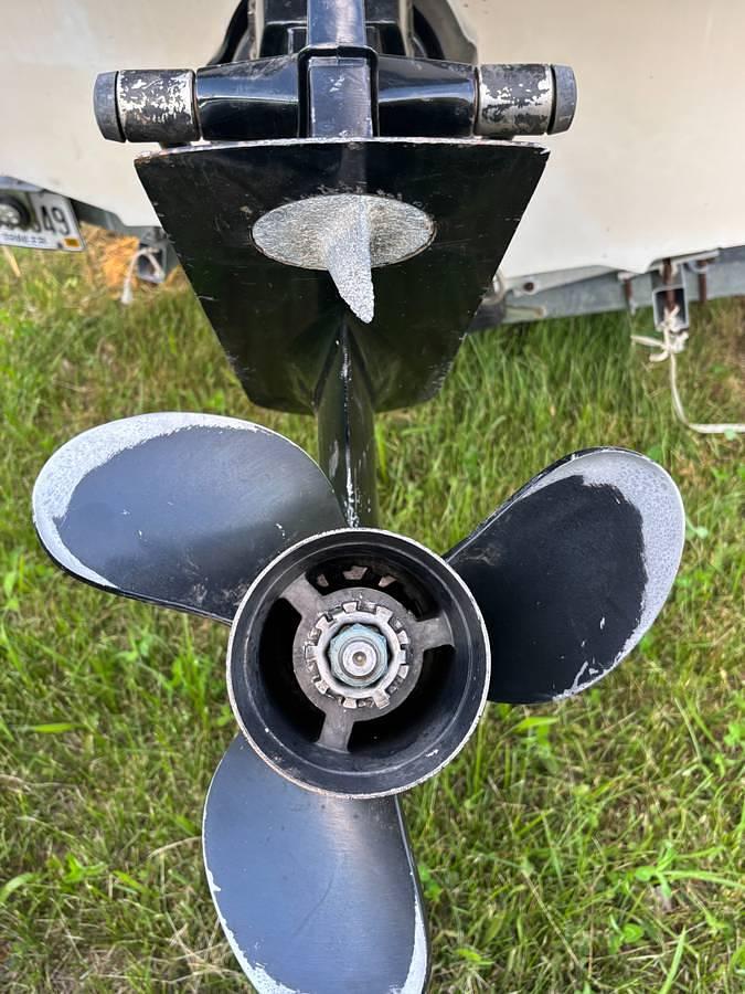 Used 1993 Sea Ray 240 Deck Boat