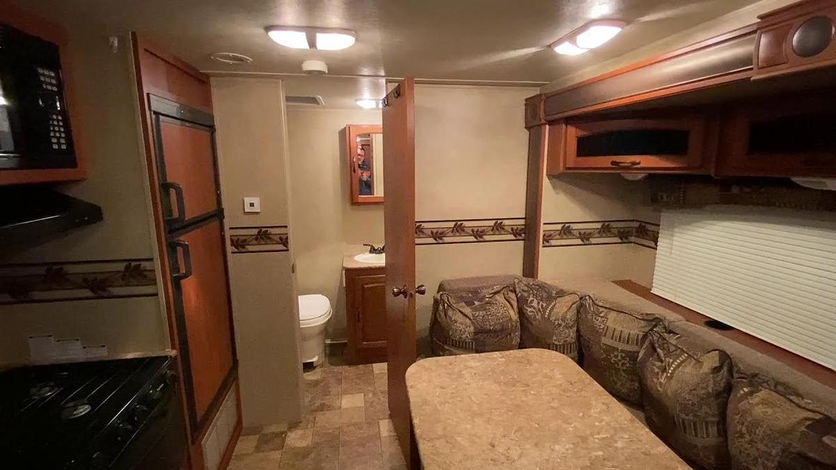 Used 2013 Forest River Surveyor SP-220 Travel Trailer