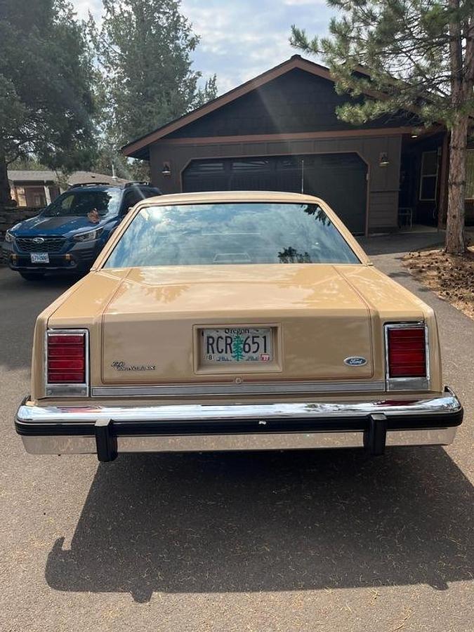 Used 1986 Ford Crown Victoria