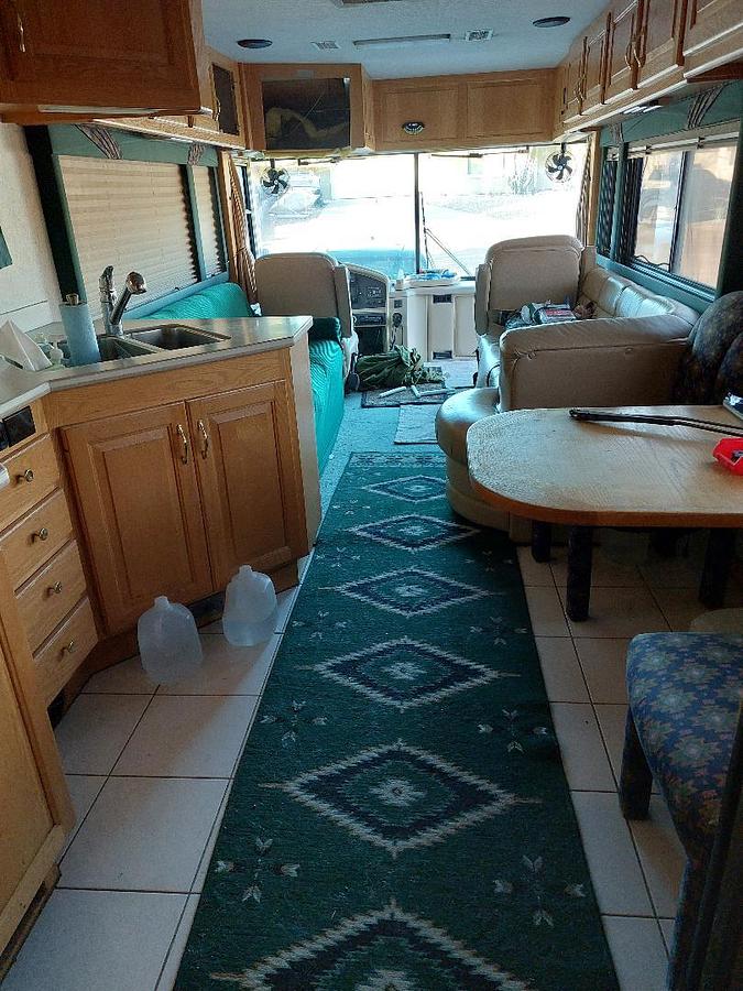 Used 1997 Country Coach Intrigue Class A Motorhome
